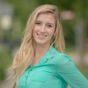 Meet your Posher, Elizabeth